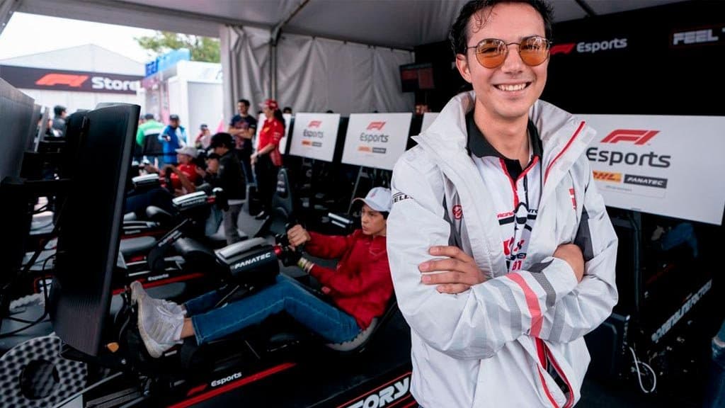 Simulador de carreras APEX con F1 Esports