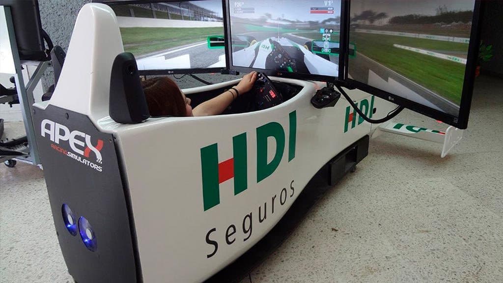 Simulador de carreras APEX con HDI Seguros
