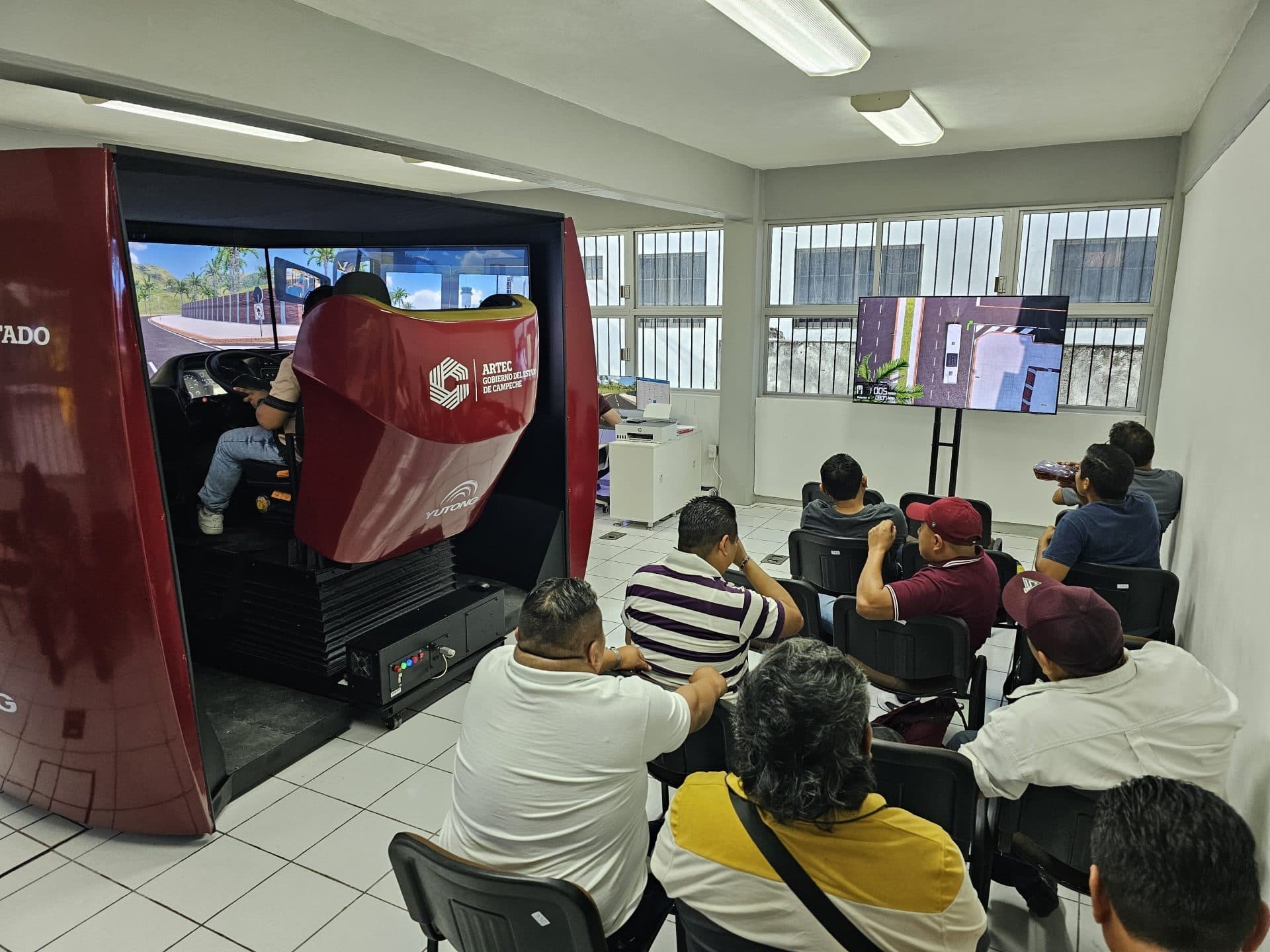 Campeche se moderniza: Nuevo simulador de manejo para operadores de transporte público