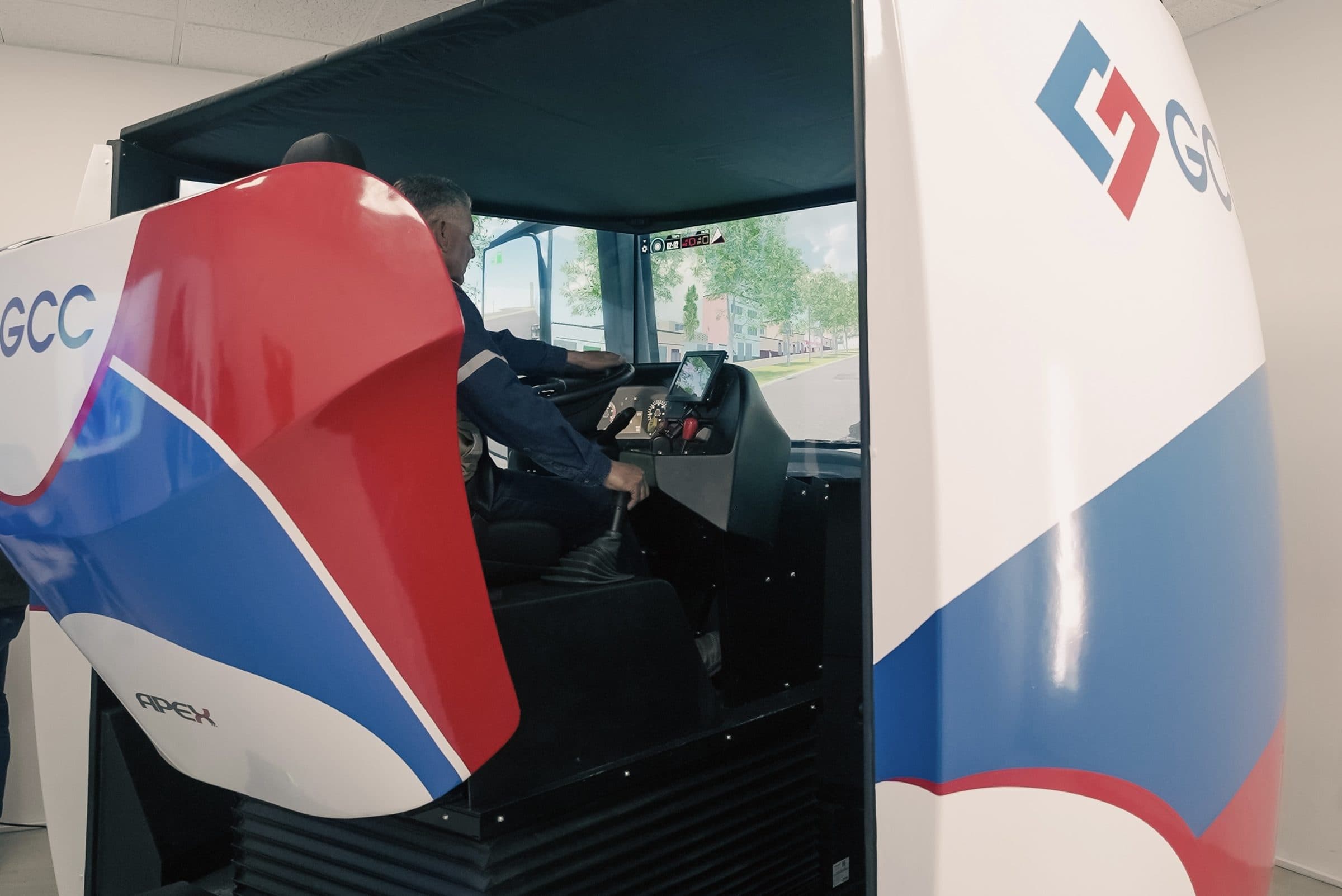 GRUPO CEMENTOS DE CHIHUAHUA IMPLEMENTA SU SEGUNDO SIMULADOR DE AUTOTRANSPORTE EN CIUDAD JUAREZ