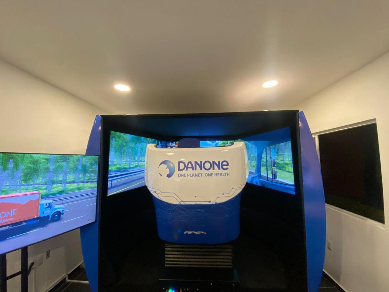 Simulador de transporte APEX en instalaciones de DANONE