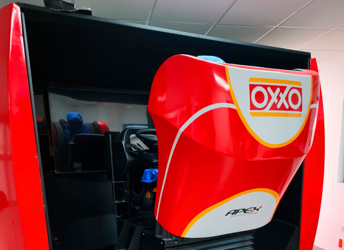 Simulador APEX para operadores de reparto de OXXO