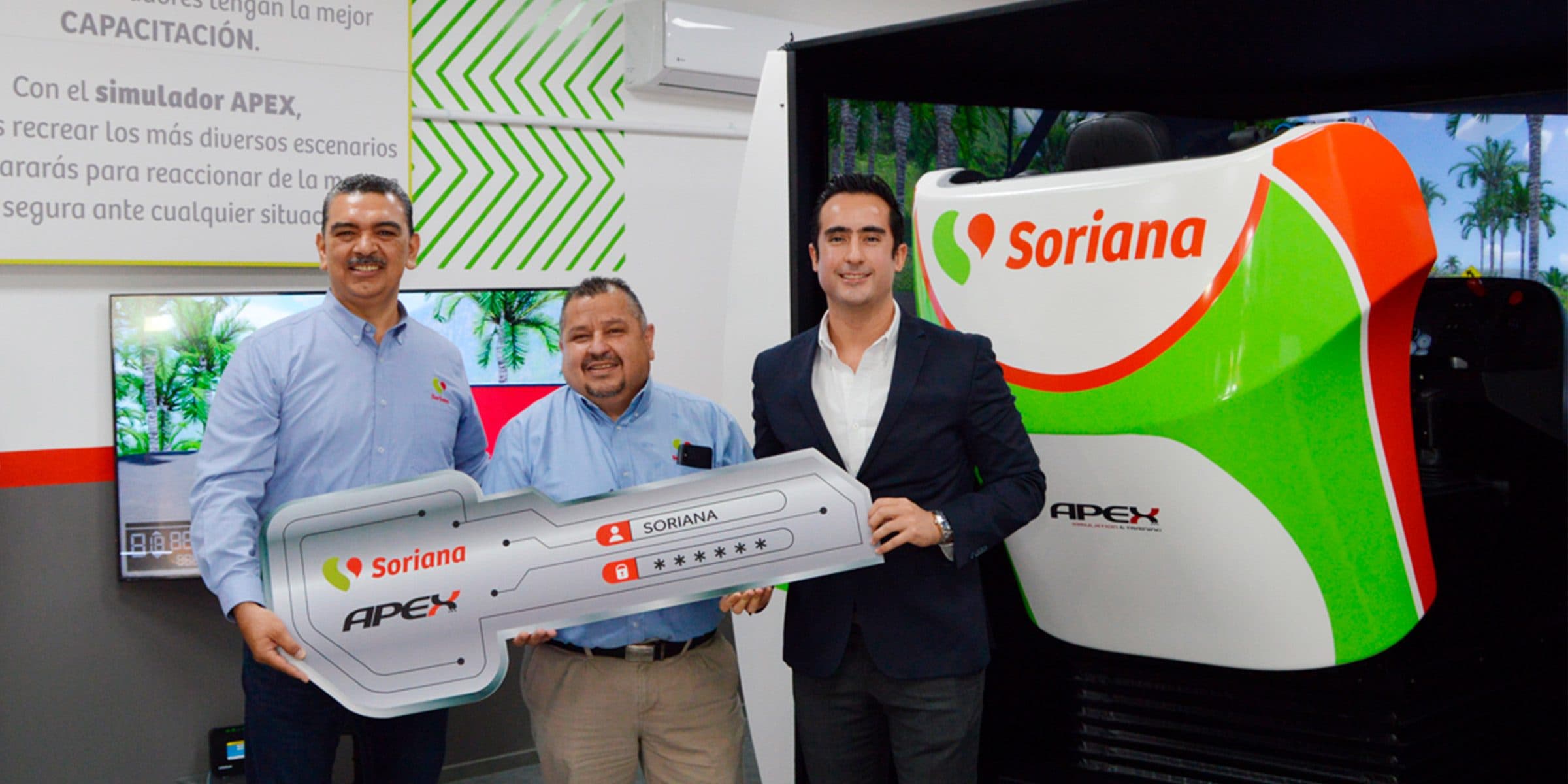 Equipo APEX instalando y entregando un simulador de autobús en las instalaciones del cliente
