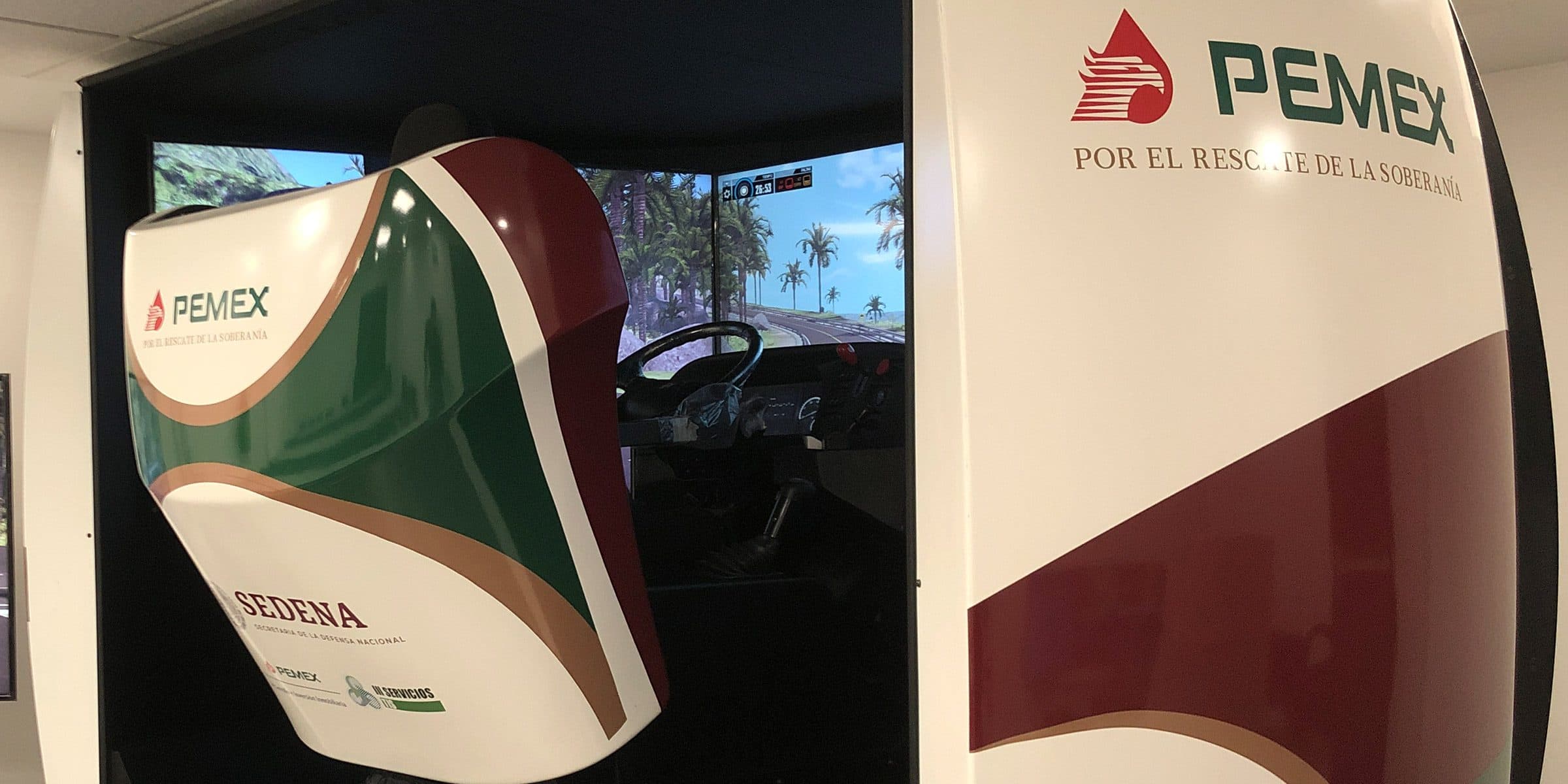 Centro de certificación y expedición de licencias con simuladores APEX