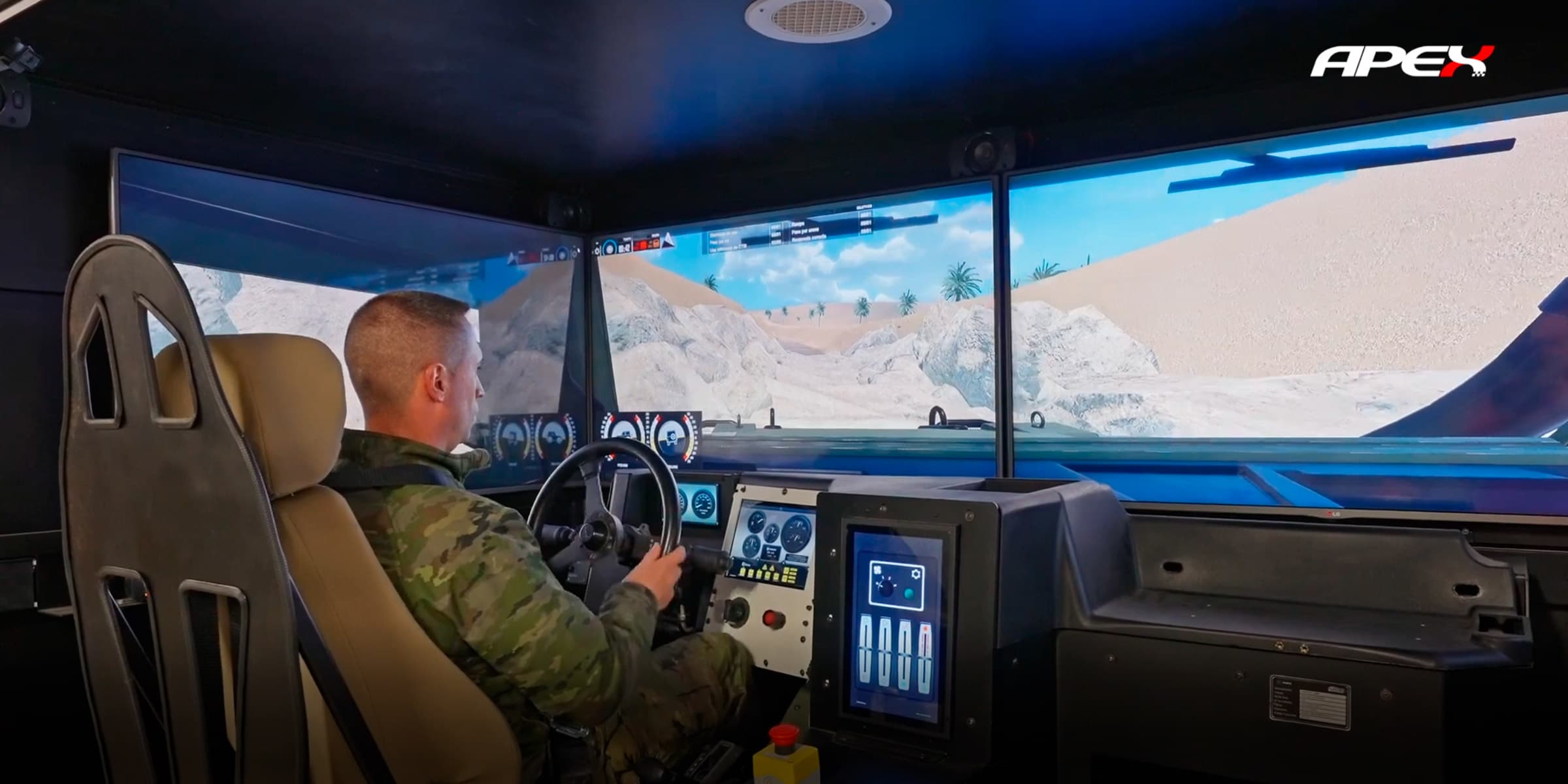 Campo visual envolvente del simulador de vehículos militares APEX
