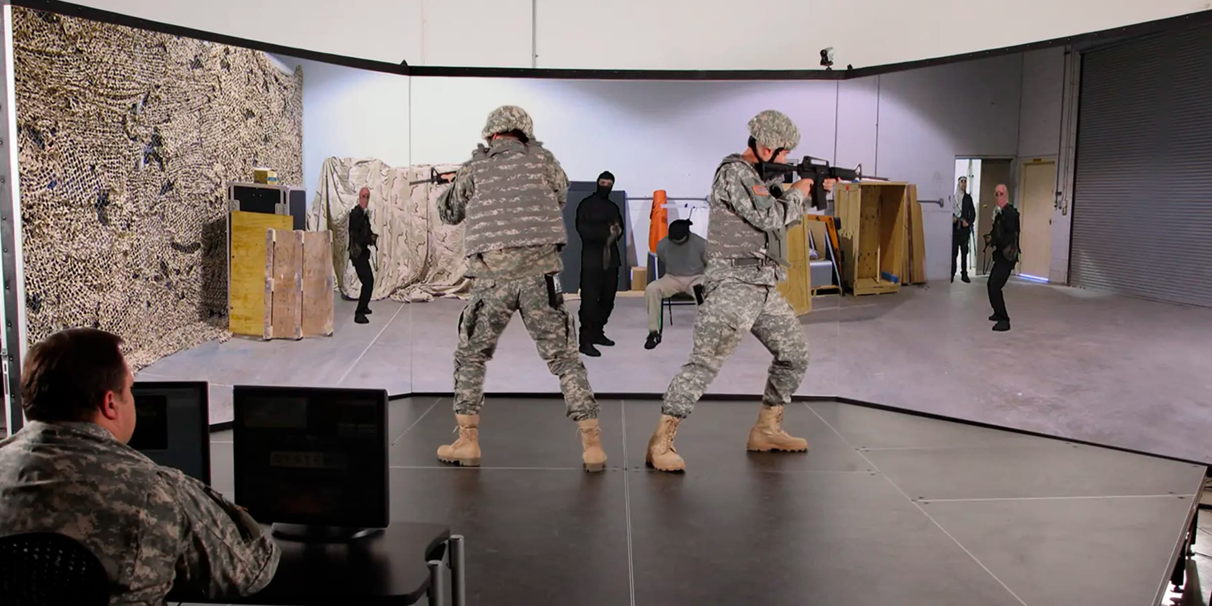 Escenario de uso de la fuerza en el simulador de tiro